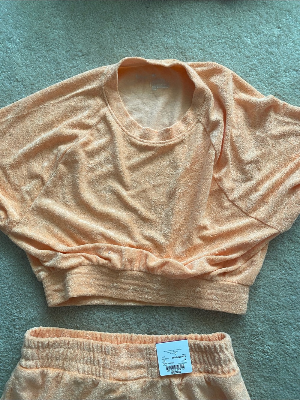 NWT flirtitude active shorts and top set medium - Picture 2 of 7
